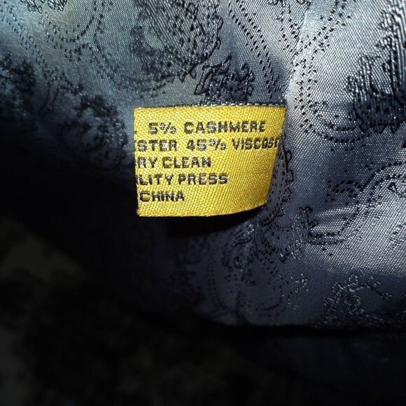 ADOLFO DARK GRAY SPORT COAT EUC - Picture 7 of 7